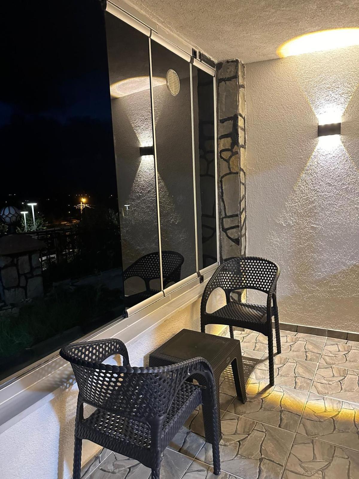 Gazde/Camere de închiriat Pilot 2